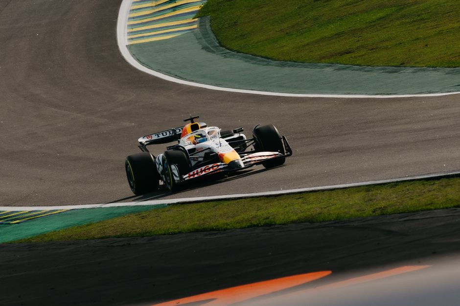 High-speed Formula 1 car on a vibrant racetrack at Interlagos, São Paulo, Brazil.