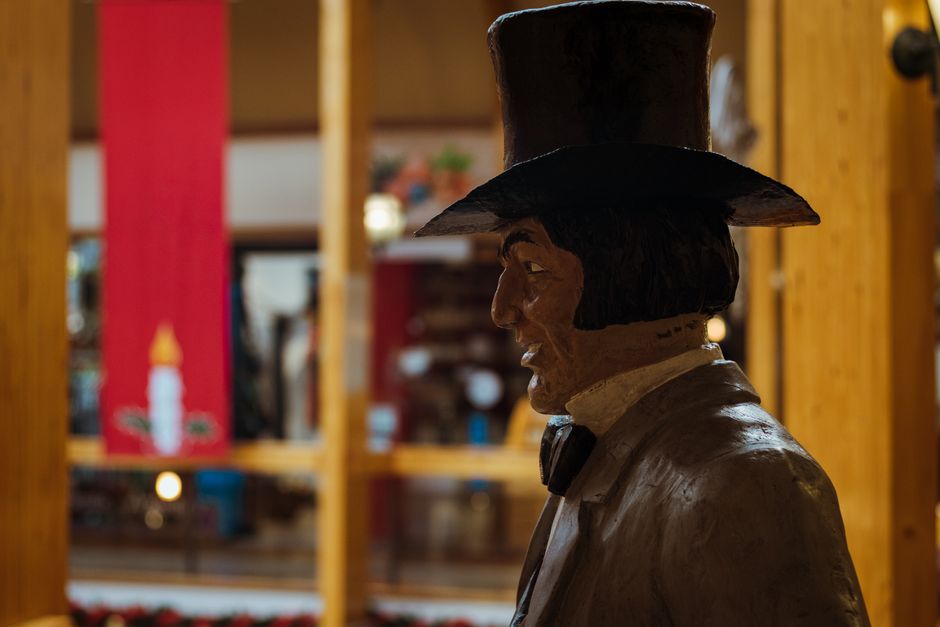 Wax figure with top hat in vintage store, San Carlos de Bariloche.